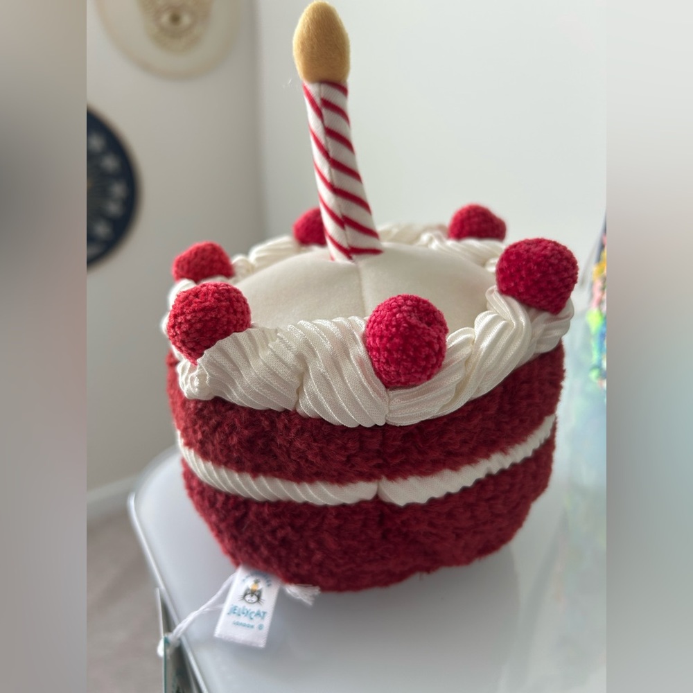 Jellycat Amuseable Cheri Cake Red Velvet Plush Collectible - Picture 4 of 4